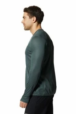 Mountain Hardwear Men's AirMesh™ Long Sleeve Crew 10 Mountain Hardwear Men's AirMesh™ Long Sleeve Crew -Mountain Hardwear Sales Shop 1949291 352 a1