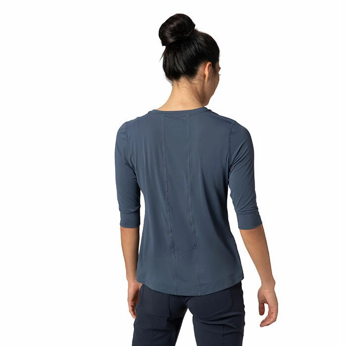 Mountain Hardwear Women's Crater Lake™ 3/4 Crew Top 8 Mountain Hardwear Women's Crater Lake™ 3/4 Crew Top - Image 6