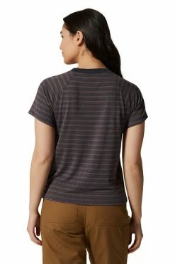 Mountain Hardwear Women's Wander Pass™ T-Shirt -Mountain Hardwear Sales Shop 25655945 CHARCOAL 3 1