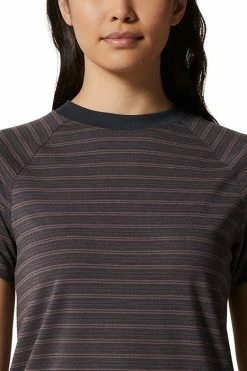 Mountain Hardwear Women's Wander Pass™ T-Shirt -Mountain Hardwear Sales Shop 25655945 CHARCOAL 3 3