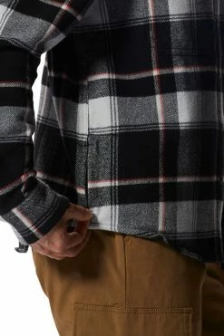 Mountain Hardwear Women's Plusher™ Long Sleeve Shirt 16 Mountain Hardwear Women's Plusher™ Long Sleeve Shirt -Mountain Hardwear Sales Shop 25670563 BLACK 3 4